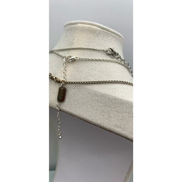 Lot Of 3 Dainty Little Bling Necklaces 1 Is An Aero Necklace - Picture 8 of 8